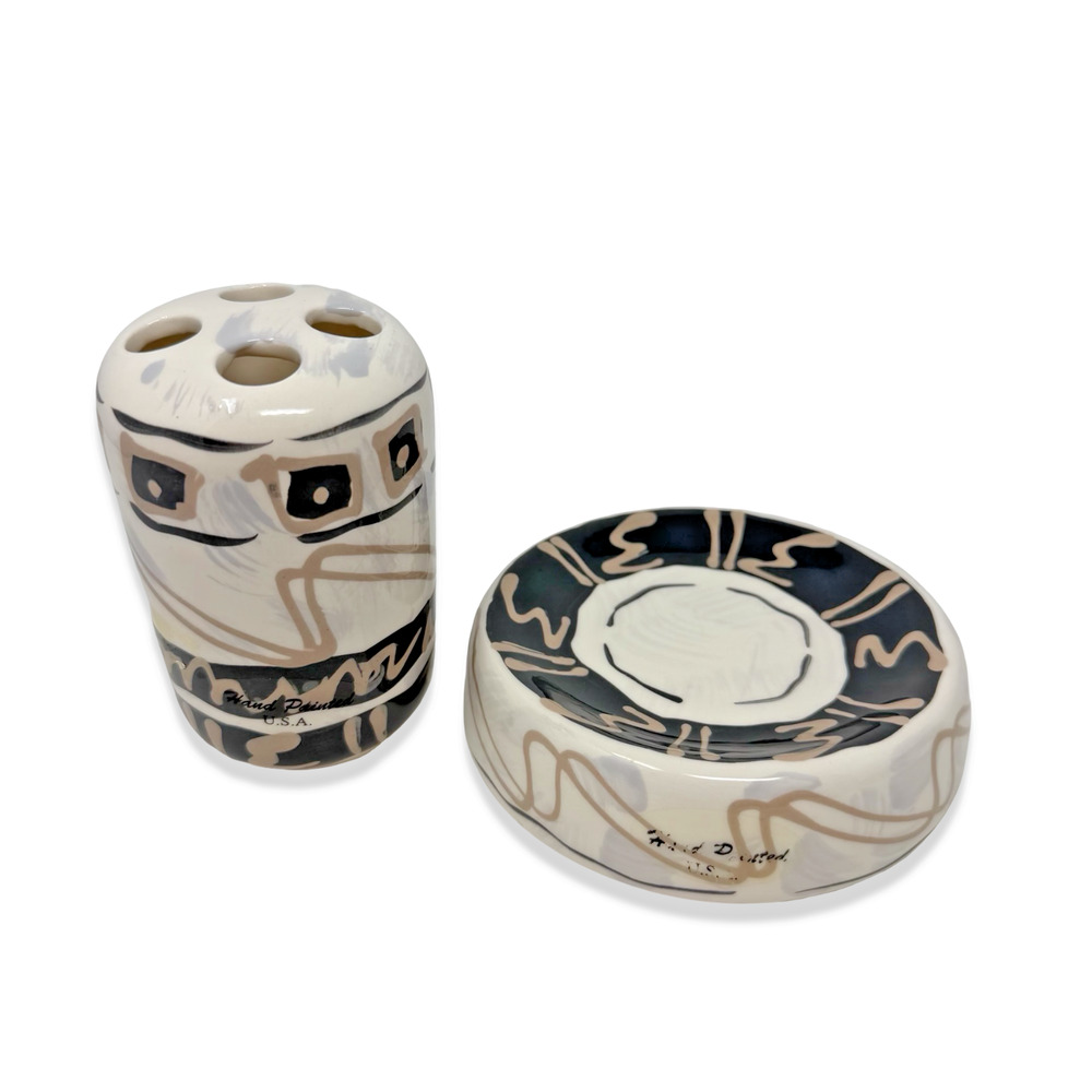 Hand Painted USA Toothbrush Holder & Soap Dish Set Tribal Ceramic Bath EUC